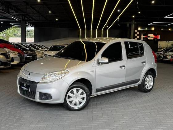 RENAULT SANDERO 1.6 EXPRESSION 8V FLEX 4P MANUAL RENAULT SANDERO 1.6 EXPRESSION 8V FLEX 4P MANUAL
